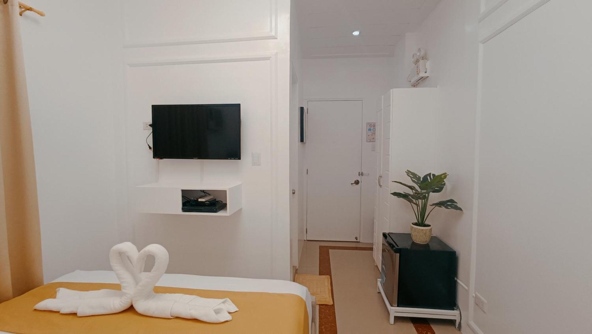 Elizabeth Hotel - Naga Pili  Kültér fotó