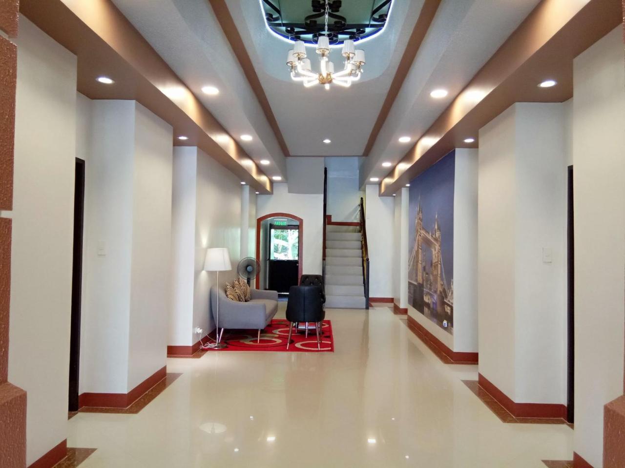 Elizabeth Hotel - Naga Pili  Kültér fotó